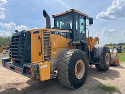 2012 HYUNDAI HL760-9 RUBBER TIRED LOADER SN:00322 powered by diesel engine, equipped with EROPS,