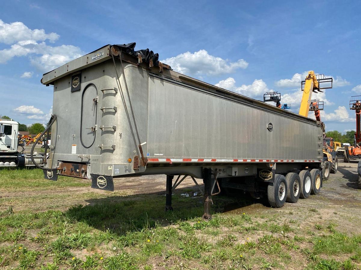 2010 MAC DUMP TRAILER VN:5MADA3631AC018579 equipped with aluminum dump body, manual tarp, quad axle