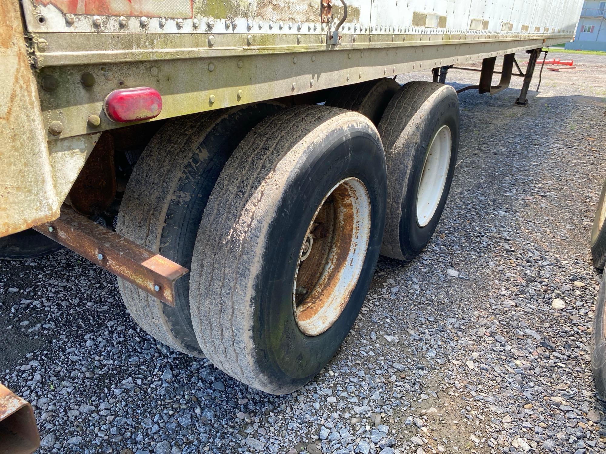 1978 BUD VAN TRAILER VN:155825M tandem axle.