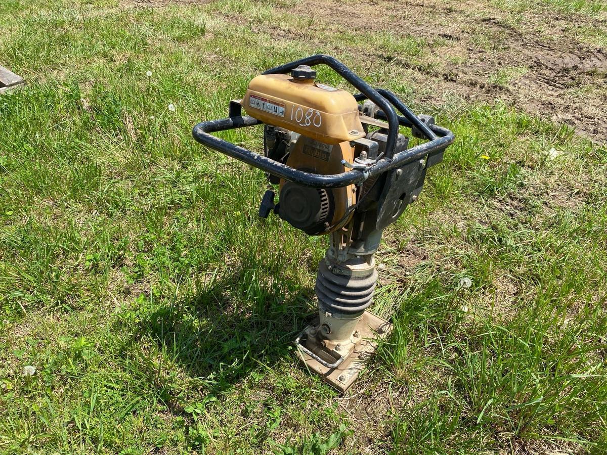 JUMPING JACK SUPPORT EQUIPMENT powered by Robin gas engine.