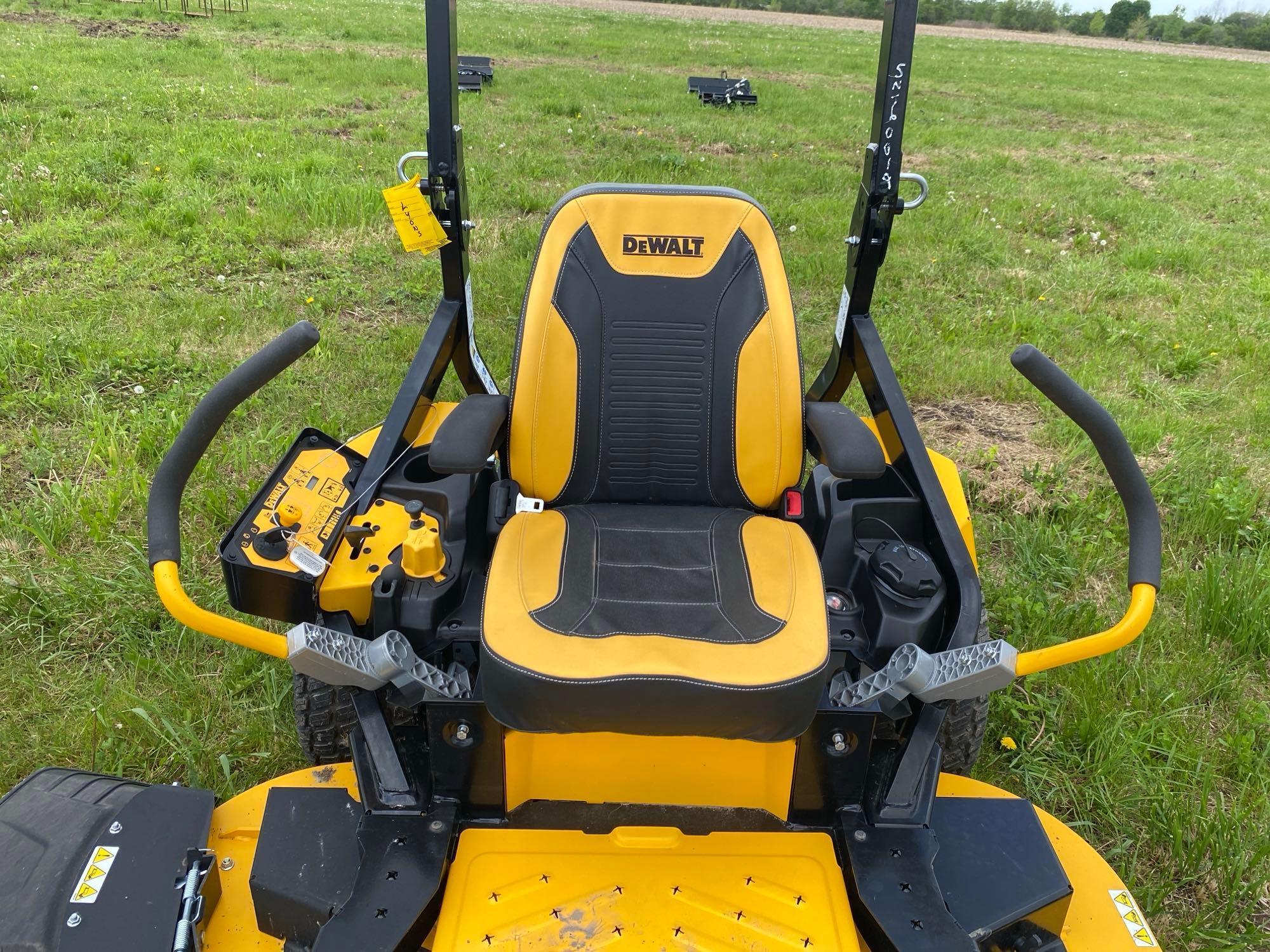 DEWALT Z160 COMMERCIAL MOWER SN:60019 powered by gas engine, equipped with 60in. Cutting deck, zero