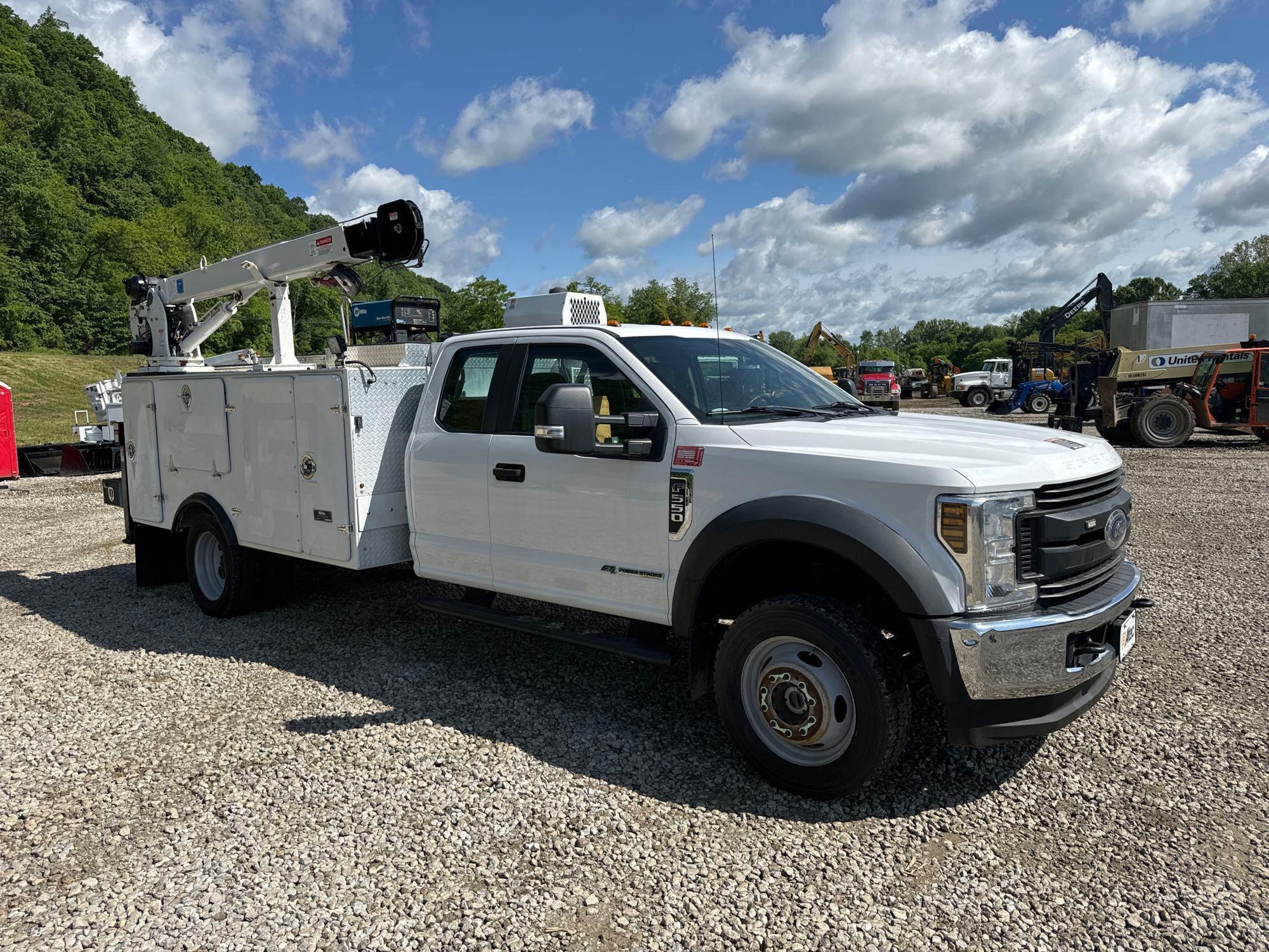 2019 FORD F550 SERVICE TRUCK VN:D97120 4x4, powered by Power stroke 6.7L V8 turbo diesel engine,