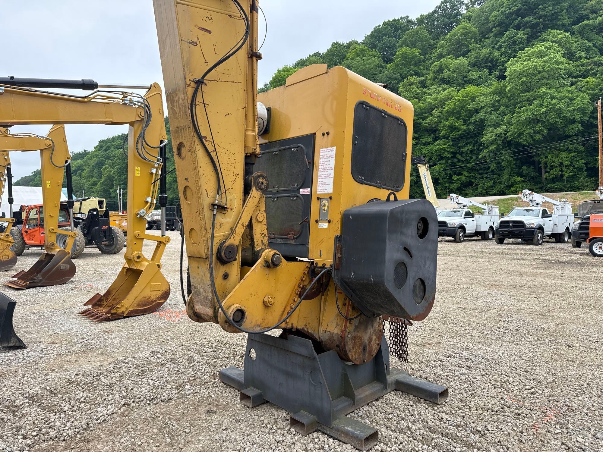 CAT 320DL HYDRAULIC EXCAVATOR...SN:SPN01150 powered by Cat diesel engine, equipped with Cab, air,