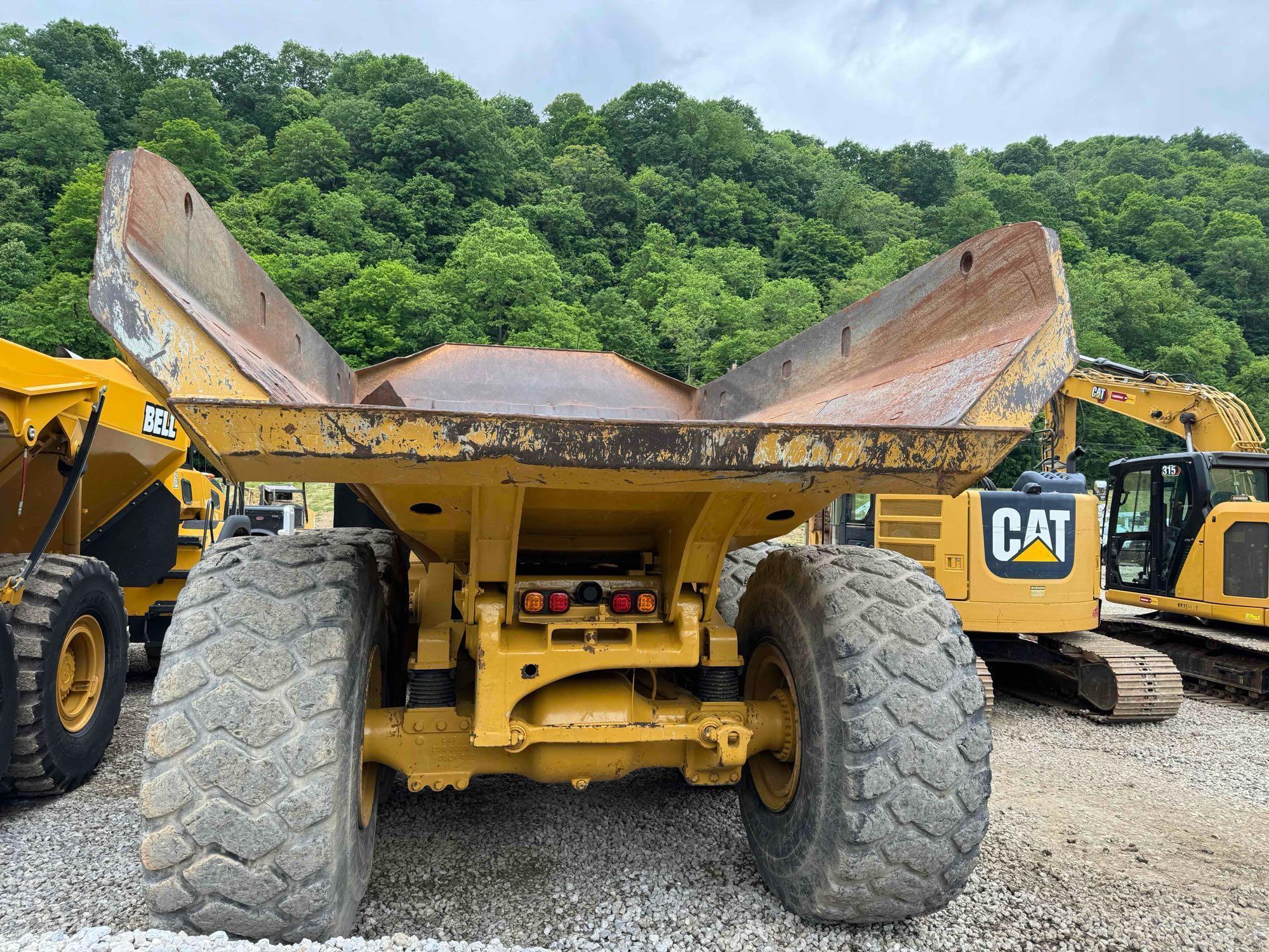 CAT 740 ARTICULATED HAUL TRUCK SN:B1P06302 6x6, powered by Cat diesel engine, equipped with Cab,