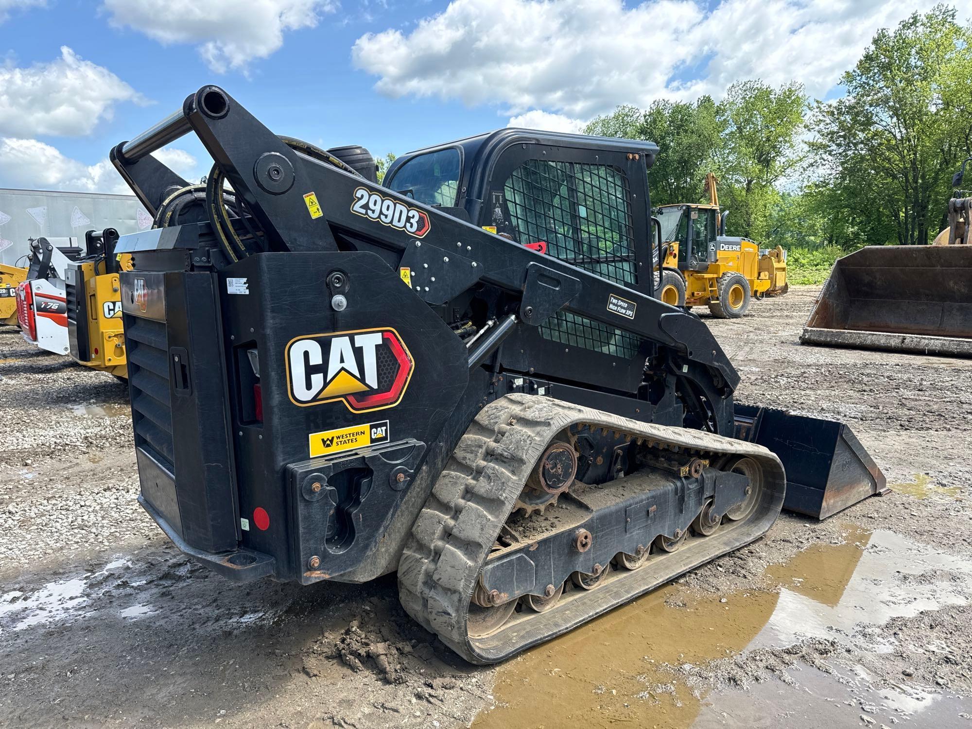 2019 CAT 299D3XPS RUBBER TRACKED SKID STEER SN:DY900720 powered by Cat diesel engine, equipped with