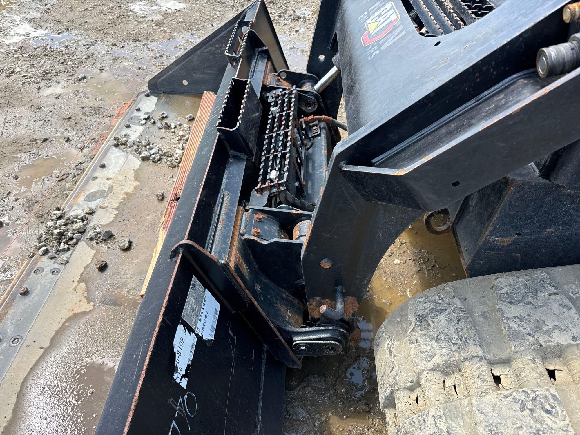 2019 CAT 299D3XPS RUBBER TRACKED SKID STEER SN:DY900720 powered by Cat diesel engine, equipped with