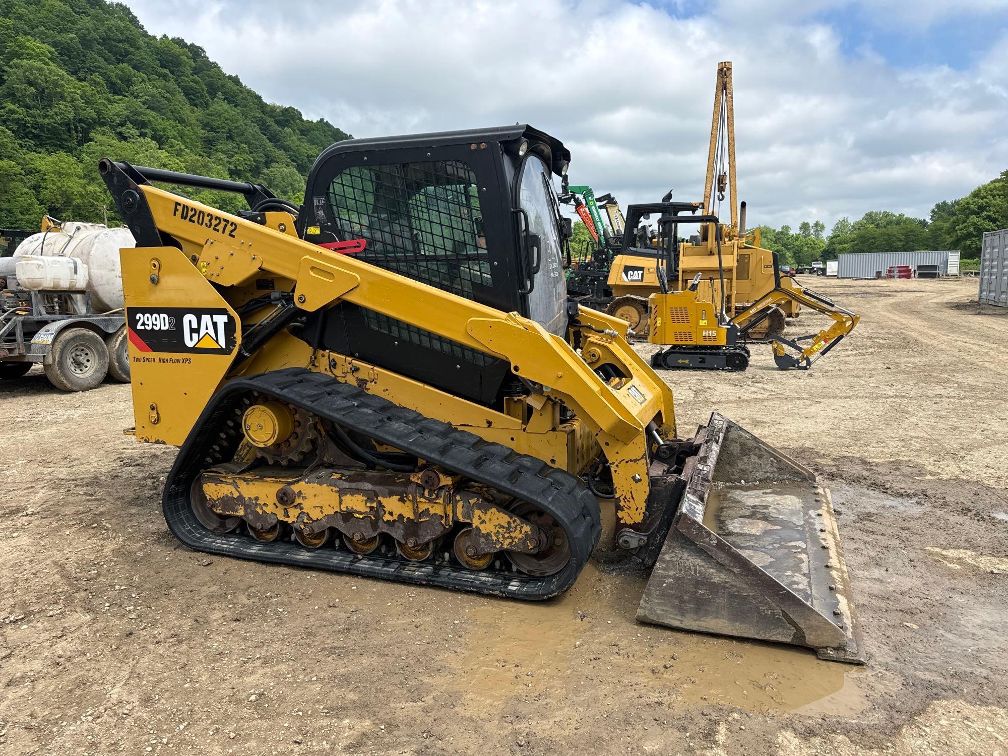 2018 CAT 299D2 XPS RUBBER TRACKED SKID STEER SN:FD203272 powered by Cat diesel engine, equipped with