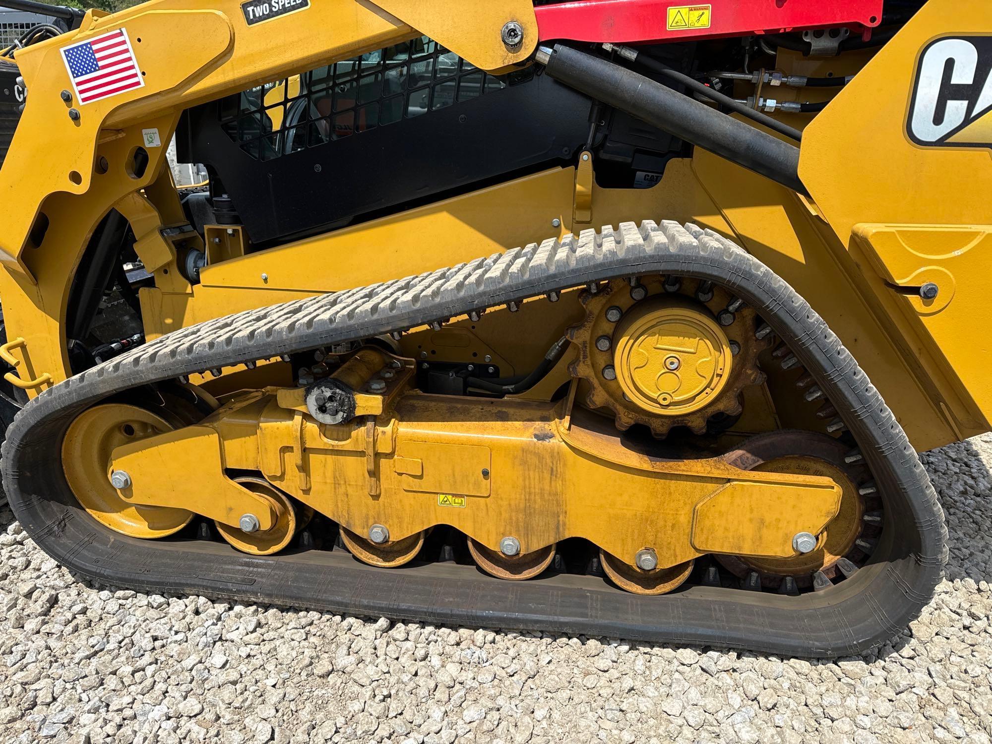 2023 CAT 259D3 RUBBER TRACKED SKID STEER SN:CW927042 powered by Cat C3.3B DIT EPA Tier 4F diesel