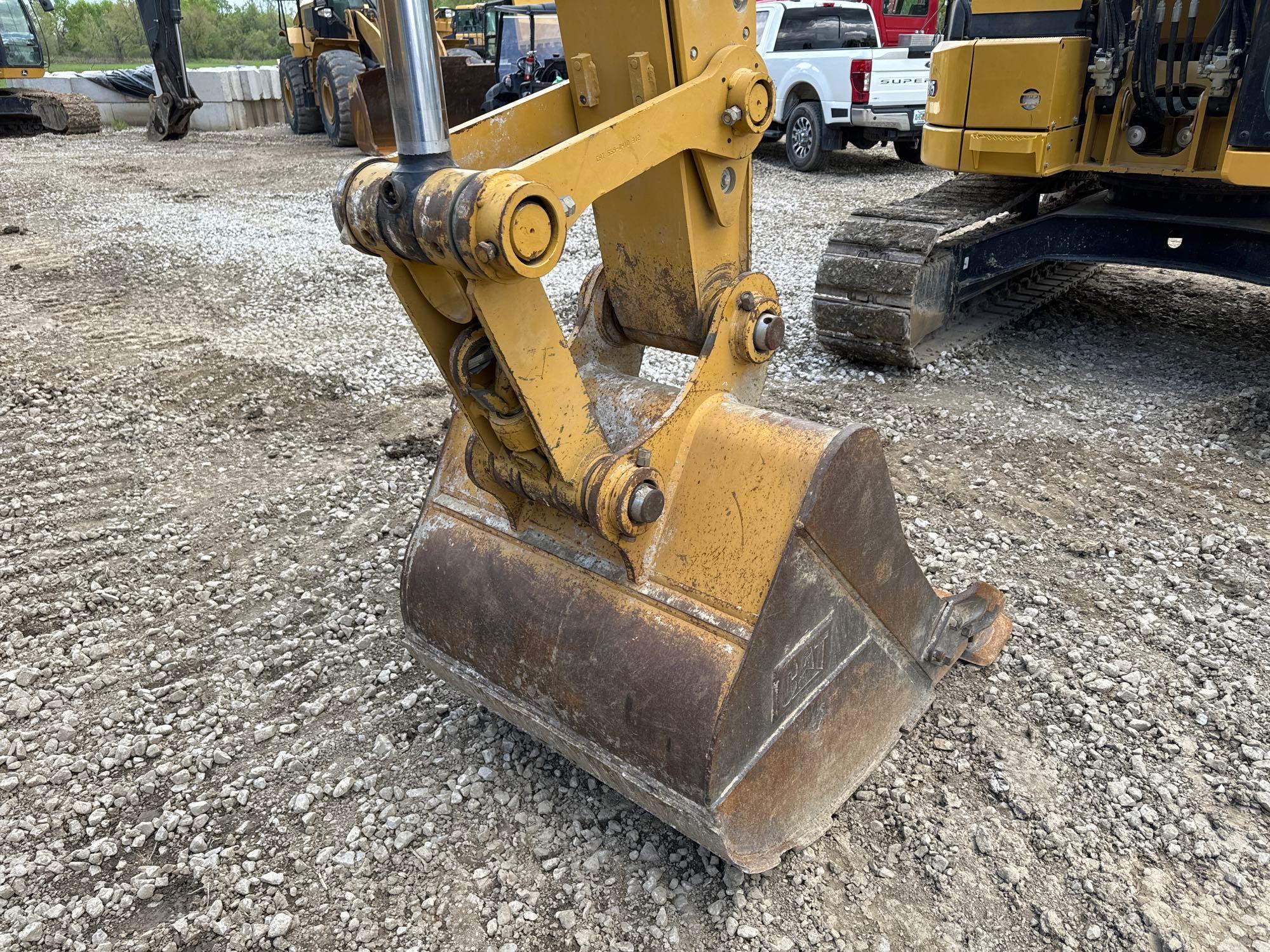 2020 CAT 315 2D HYDRAULIC EXCAVATOR SN:WKX00163 powered by Cat diesel engine, equipped with Cab,