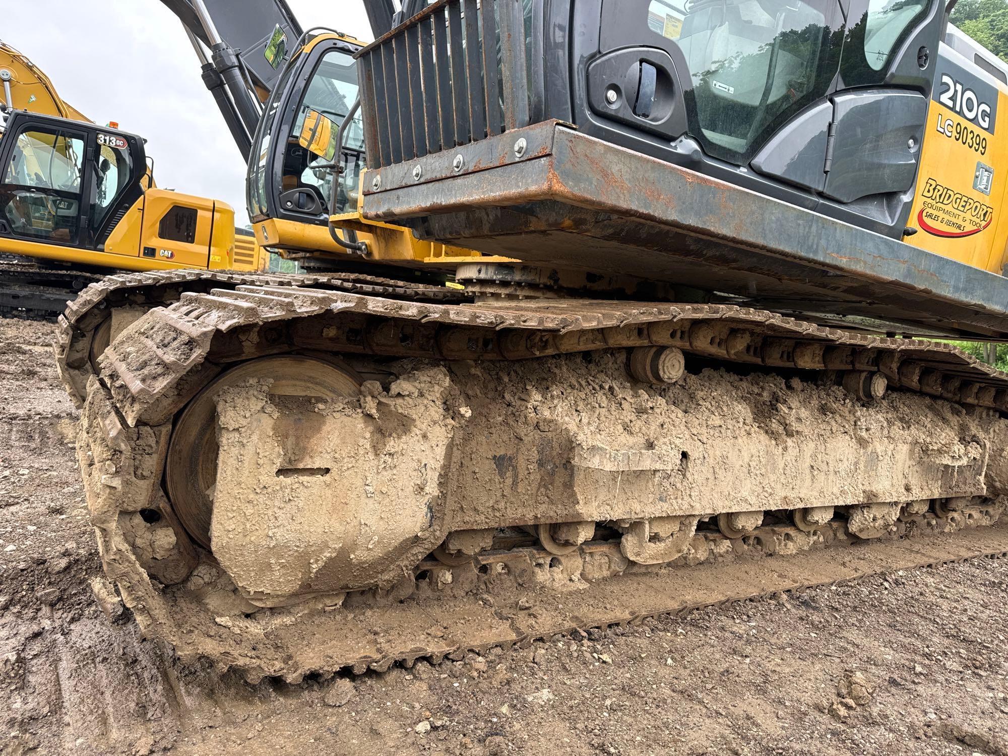 2020 JOHN DEERE 210GLC HYDRAULIC EXCAVATOR SN:527452 powered by John Deere diesel engine, equipped