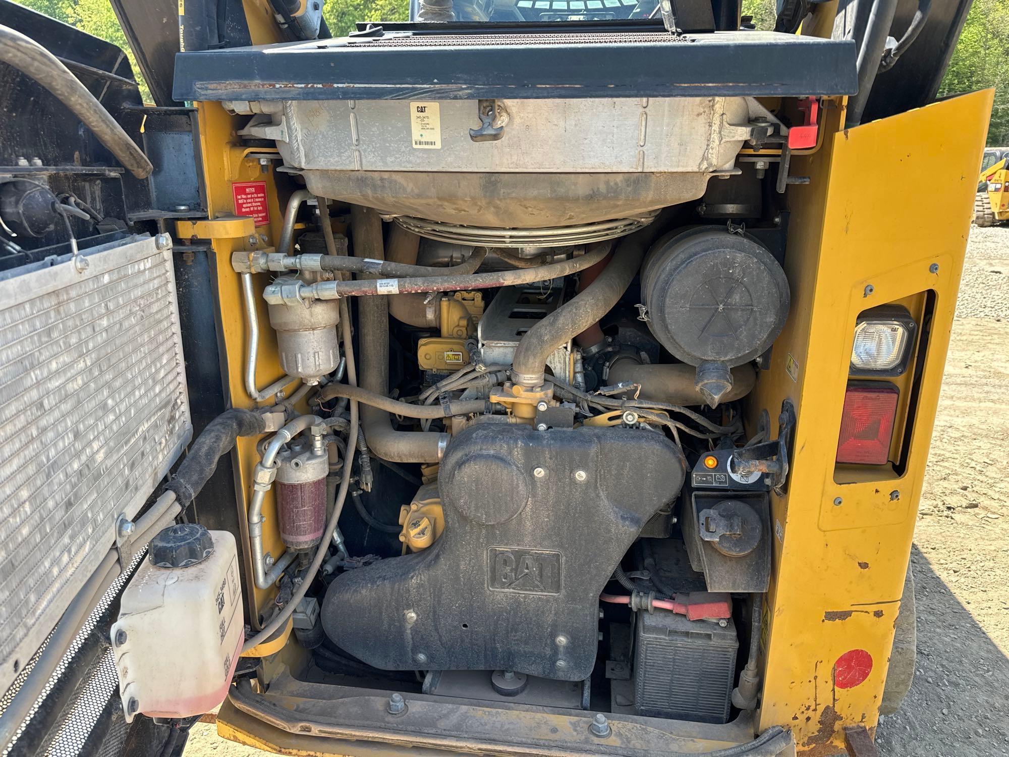 2016 CAT 299D2XHP RUBBER TRACKED SKID STEER SN:DX200299 powered by Cat diesel engine, equipped with