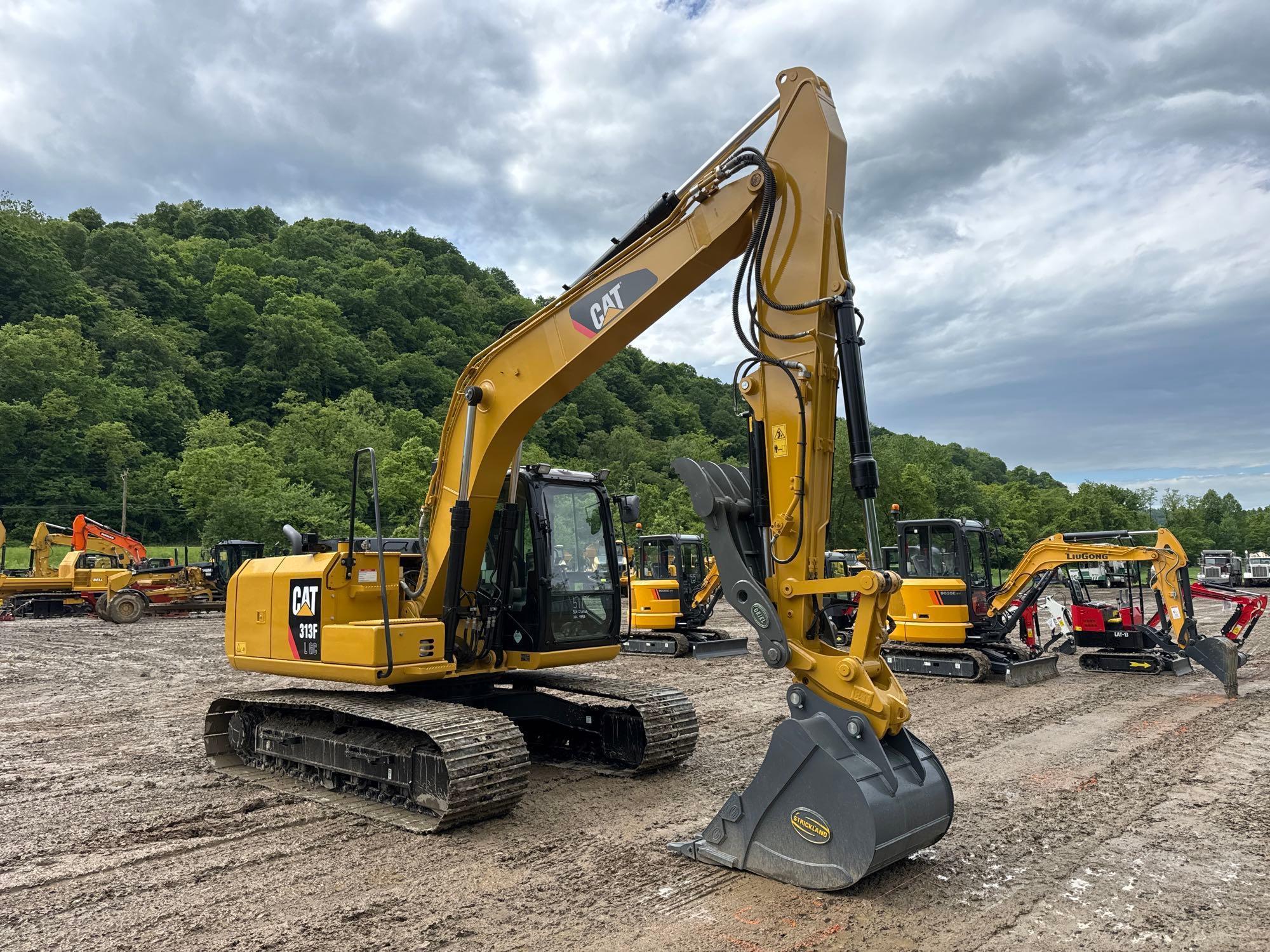 2020 CAT 313FLGC HYDRAULIC EXCAVATOR SN:GJD10368 powered by Cat diesel engine, equipped with Cab,