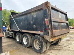 2009 MACK GU814 DUMP TRUCK VN:M001007 powered by Mack MP7 diesel engine, 395hp, equipped with Mack