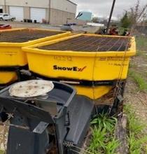 SNOWEX STAINLESS STEEL SAND/SALT SPREADER SNOW EQUIPMENT electric, 4 ton capacity. Located: 5100