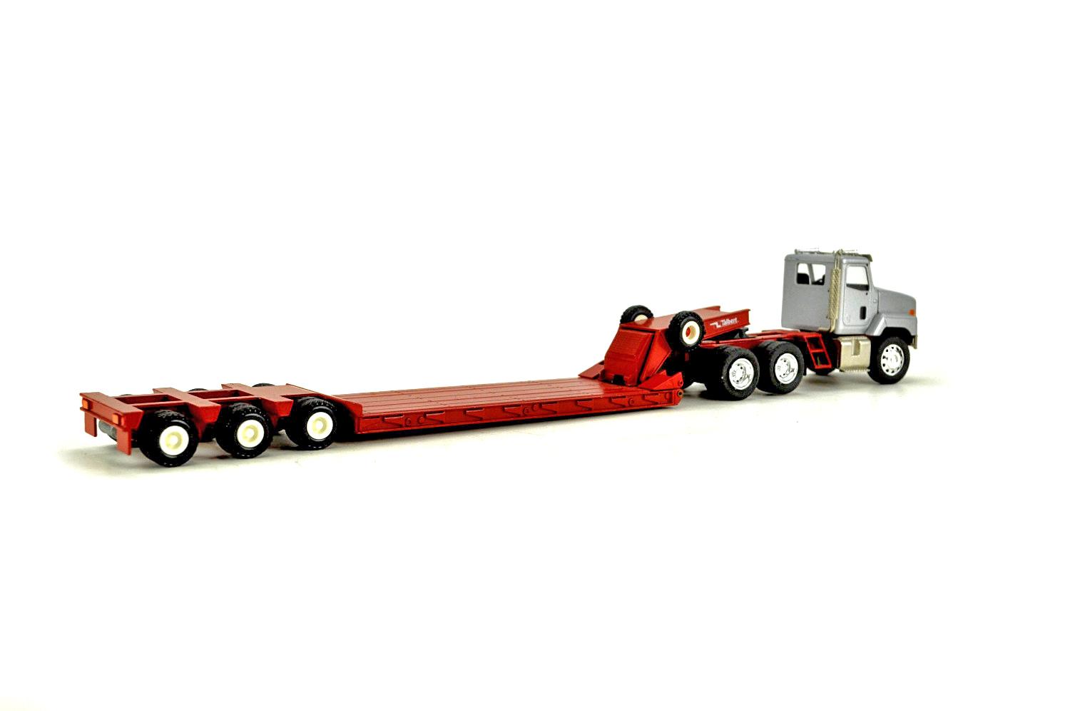 International 5600i with Talbert Lowboy - Red/Silver