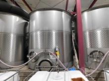 Spokane Industries 2,500 Gallon V90-8-S Stainless Steel Wine Fermentation Tank (NO LID) (SUBJECT TO