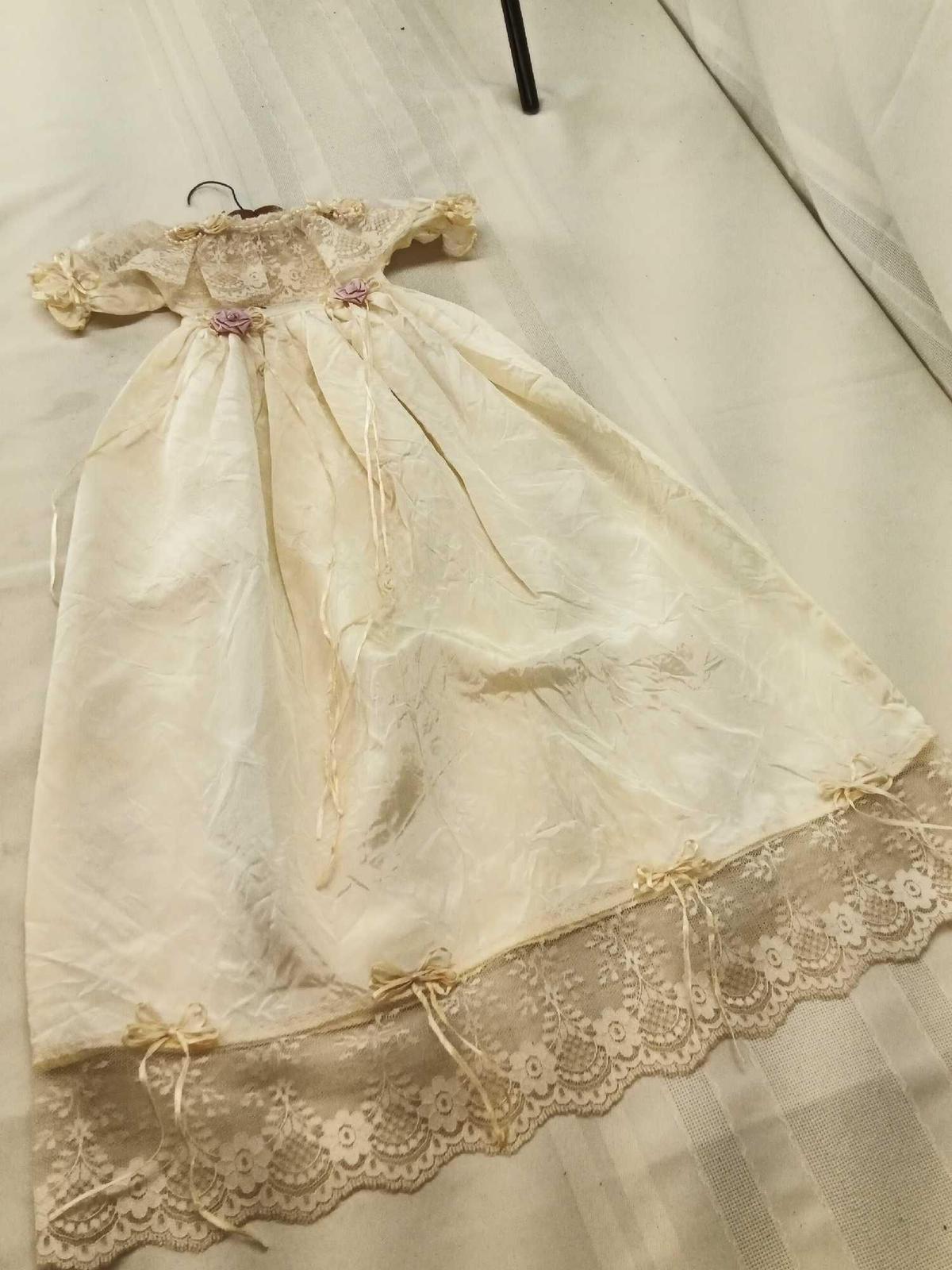 VINTAGE DOLL DRESS