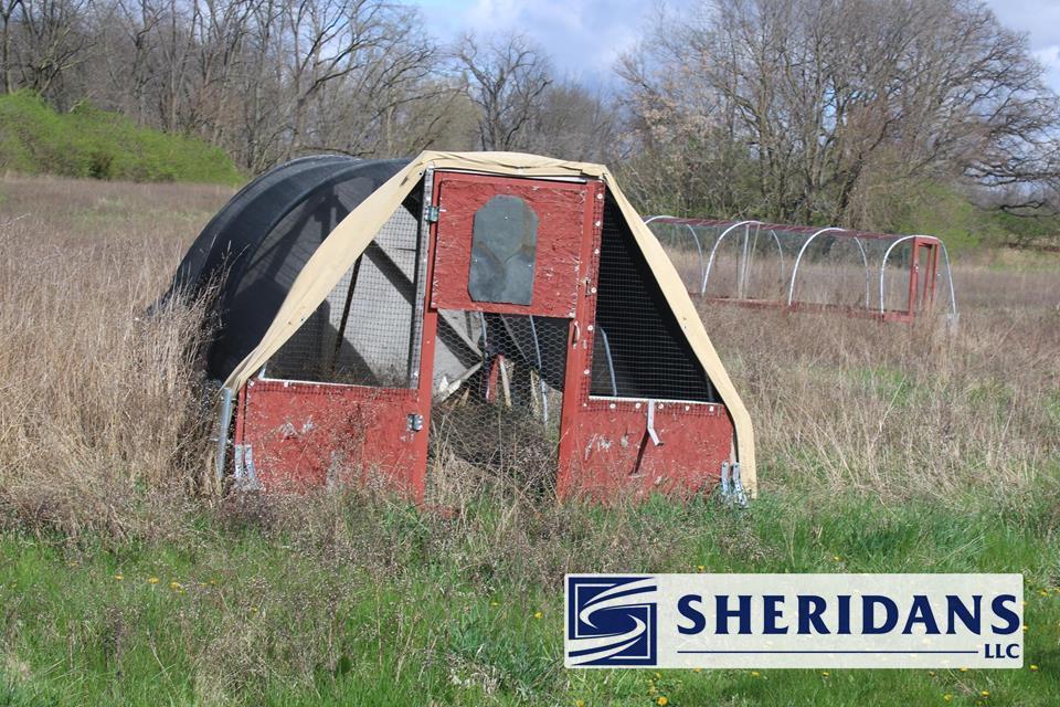 PORTABLE CHICKEN HUTS: (7) CHICKEN HUTS 14'X8'.