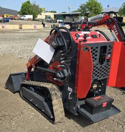 Mini Skid Steer Loader w/ 40" Bucket