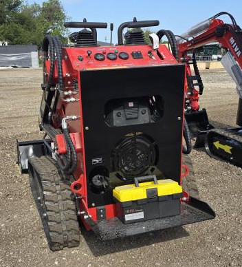 Mini Skid Steer Loader w/ 40" Bucket