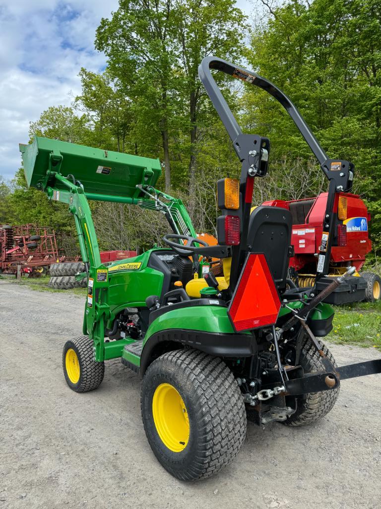 403 John Deere 1025R Tractor