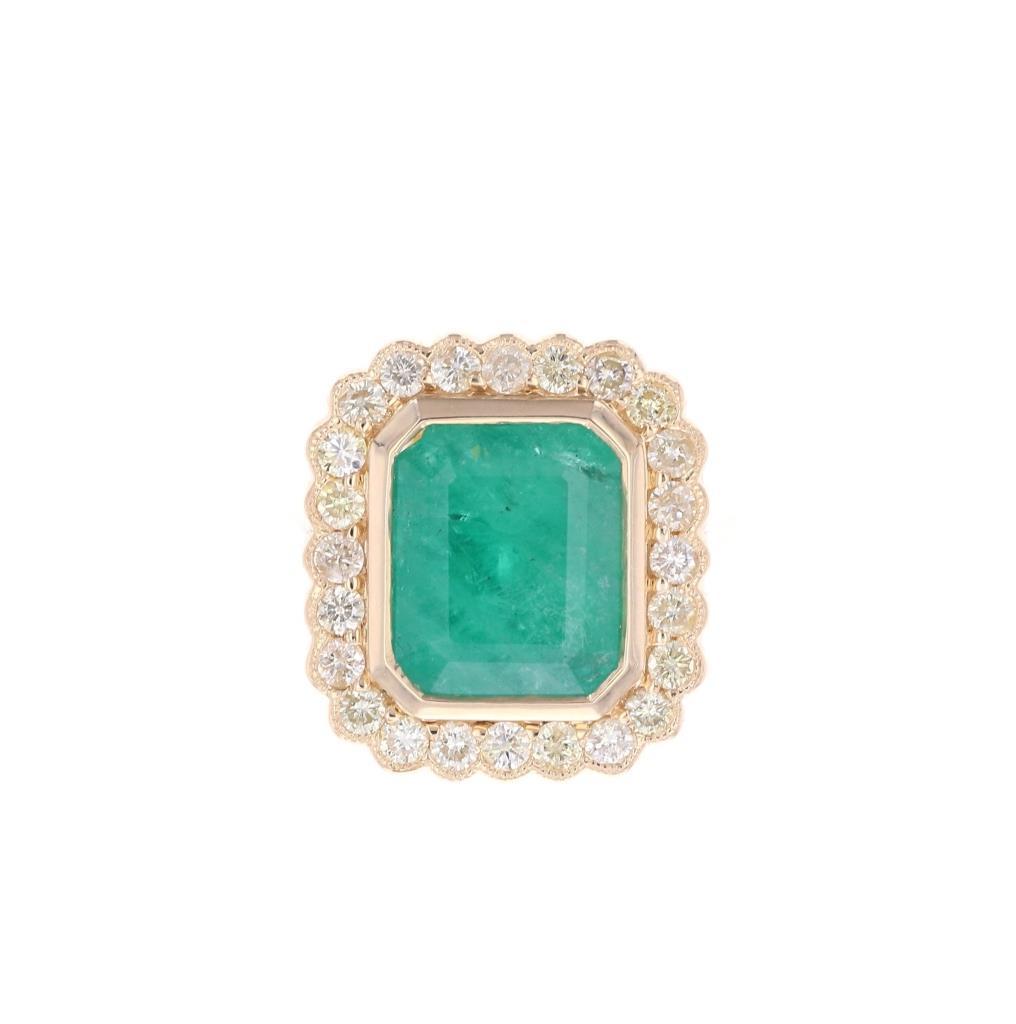 Opulent Emerald & Diamond 18K Yellow Gold Ring