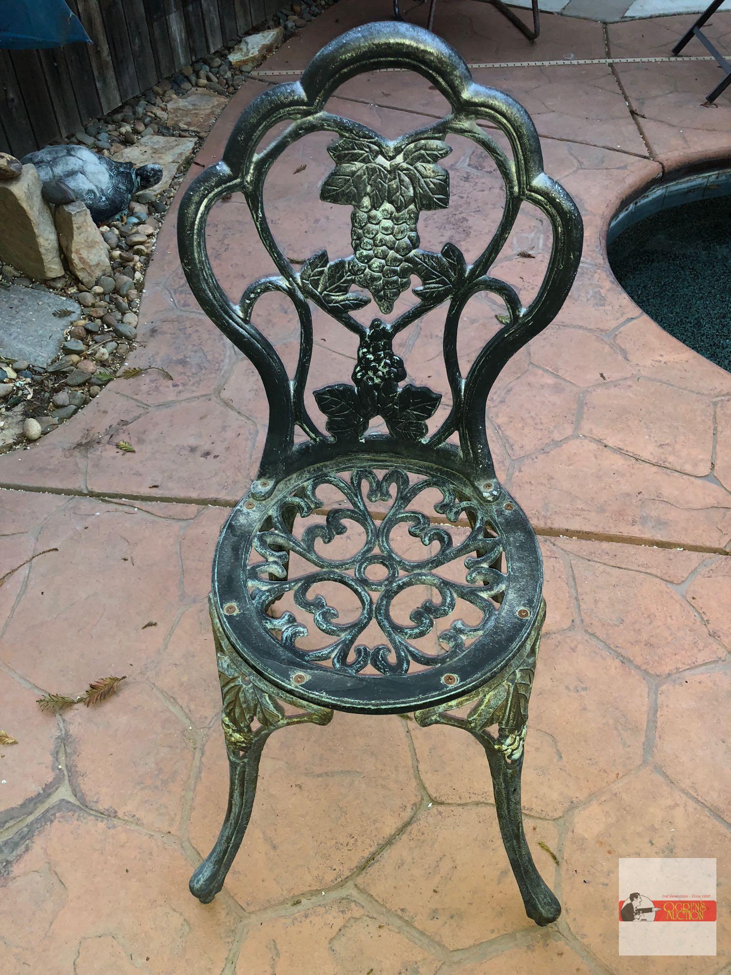 Yard & Garden - cast aluminum bistro table & 2 chairs, grapes motif, 24"wx26"h