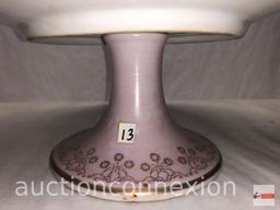 Porcelain pedestal serving dish