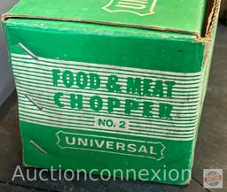 Universal No. 2 Food & Meat Chopper in orig. box with wooden knob handle