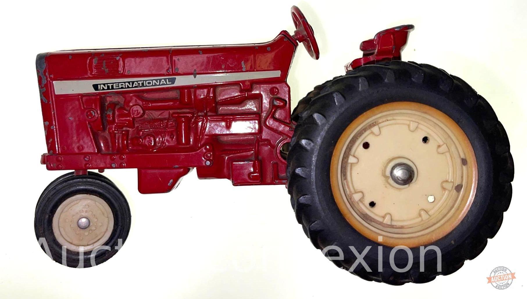 Toys - 2 Collectible tractors, Hubley Jr.