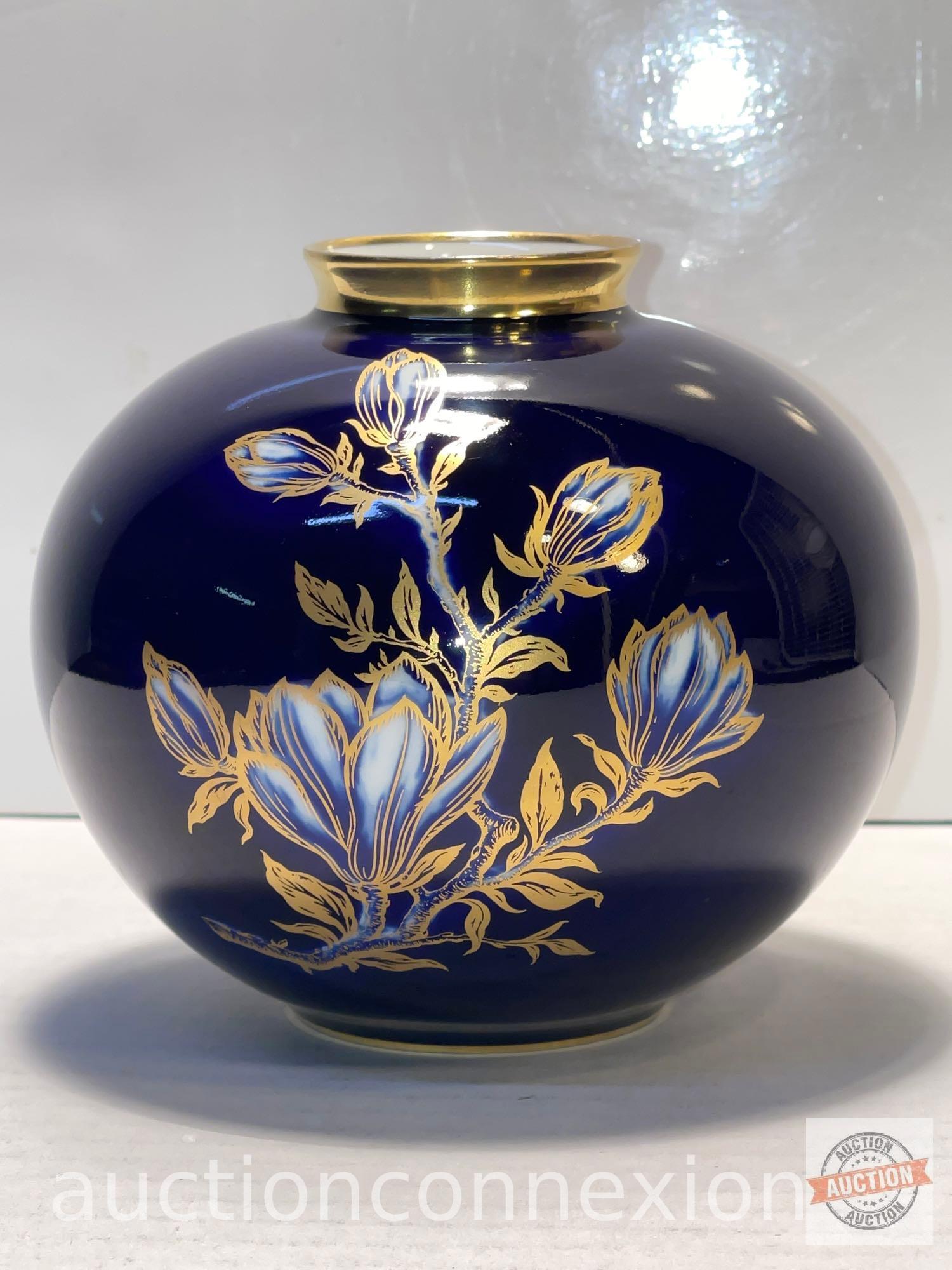 Vase, Lindner of Bavaria, Echt Cobalt, Magnolia