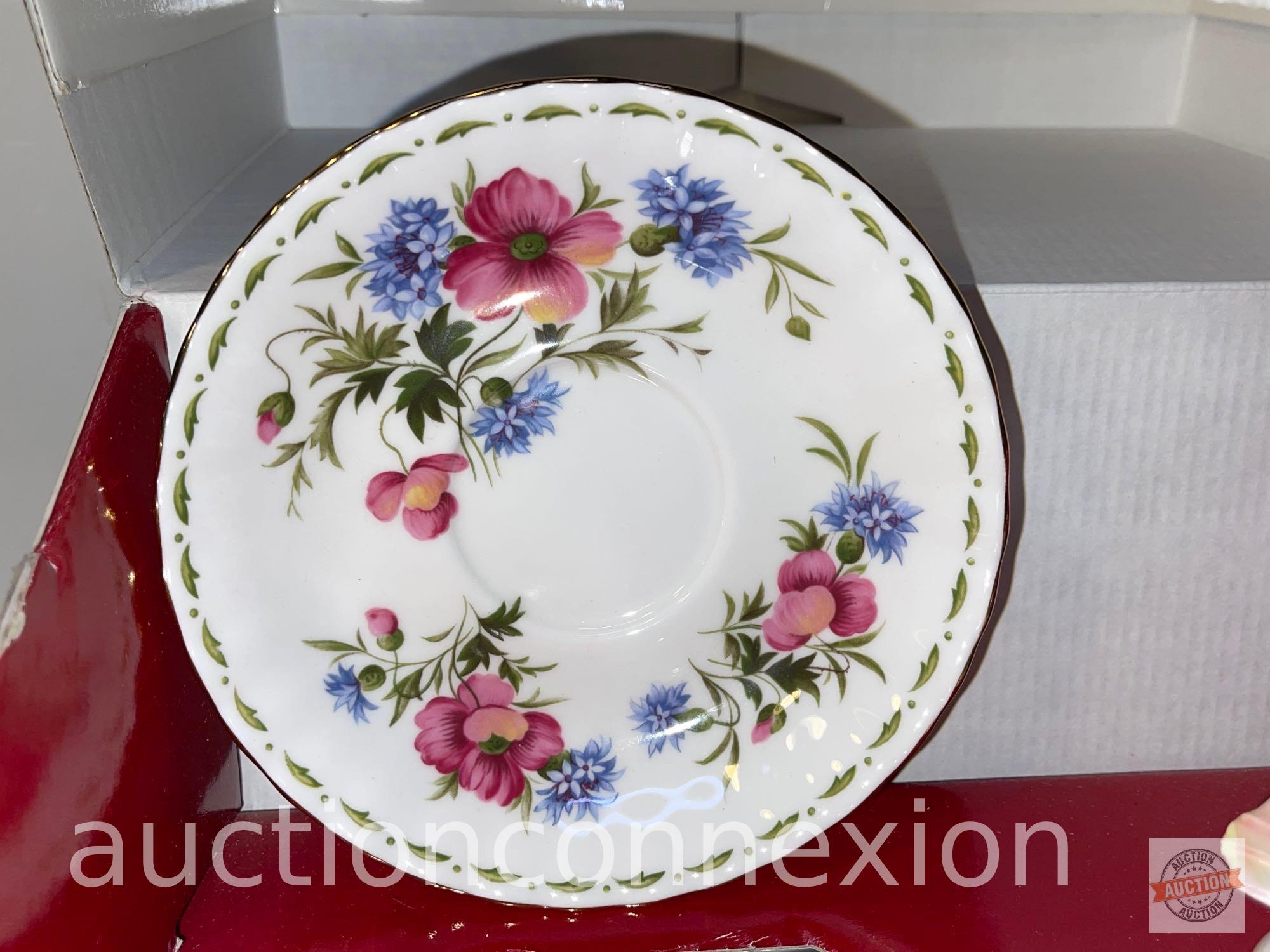 Royal Albert Bone China, Cup & Saucer