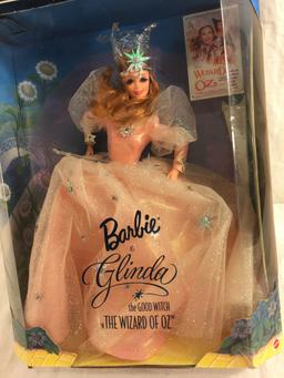 Collector The Wizard of Oz "Glinda The Good Witch" Barbie Doll- Loose in box 14"x10.5"