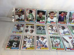 Lot of 18 Pcs Collector Vintage  NFL Football Sport Trading Assorted Cards & Players - See Photos