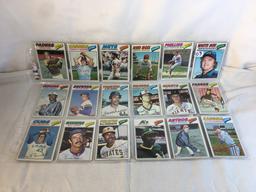 Lot of 18 Pcs Collector Vintage  MLB Baseball  Sport Trading Assorted Cards & Players - See Photos