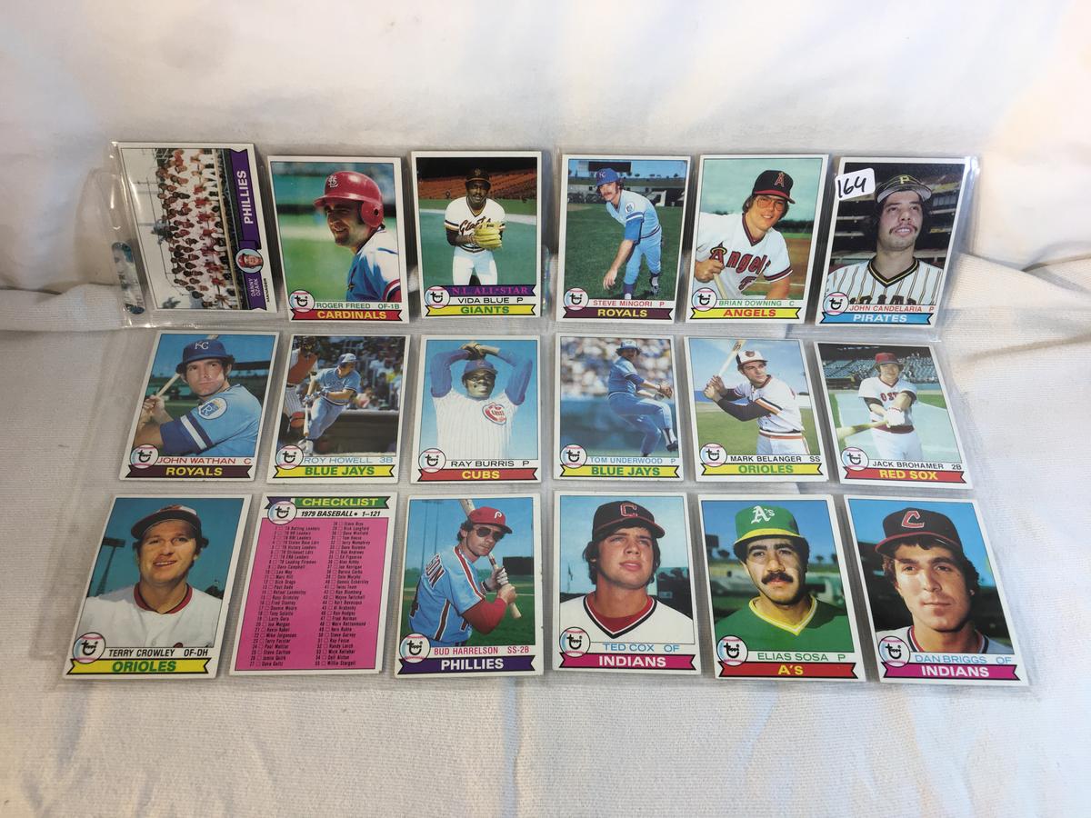 Lot of 18 Pcs Collector Vintage  MLB Baseball  Sport Trading Assorted Cards & Players - See Photos