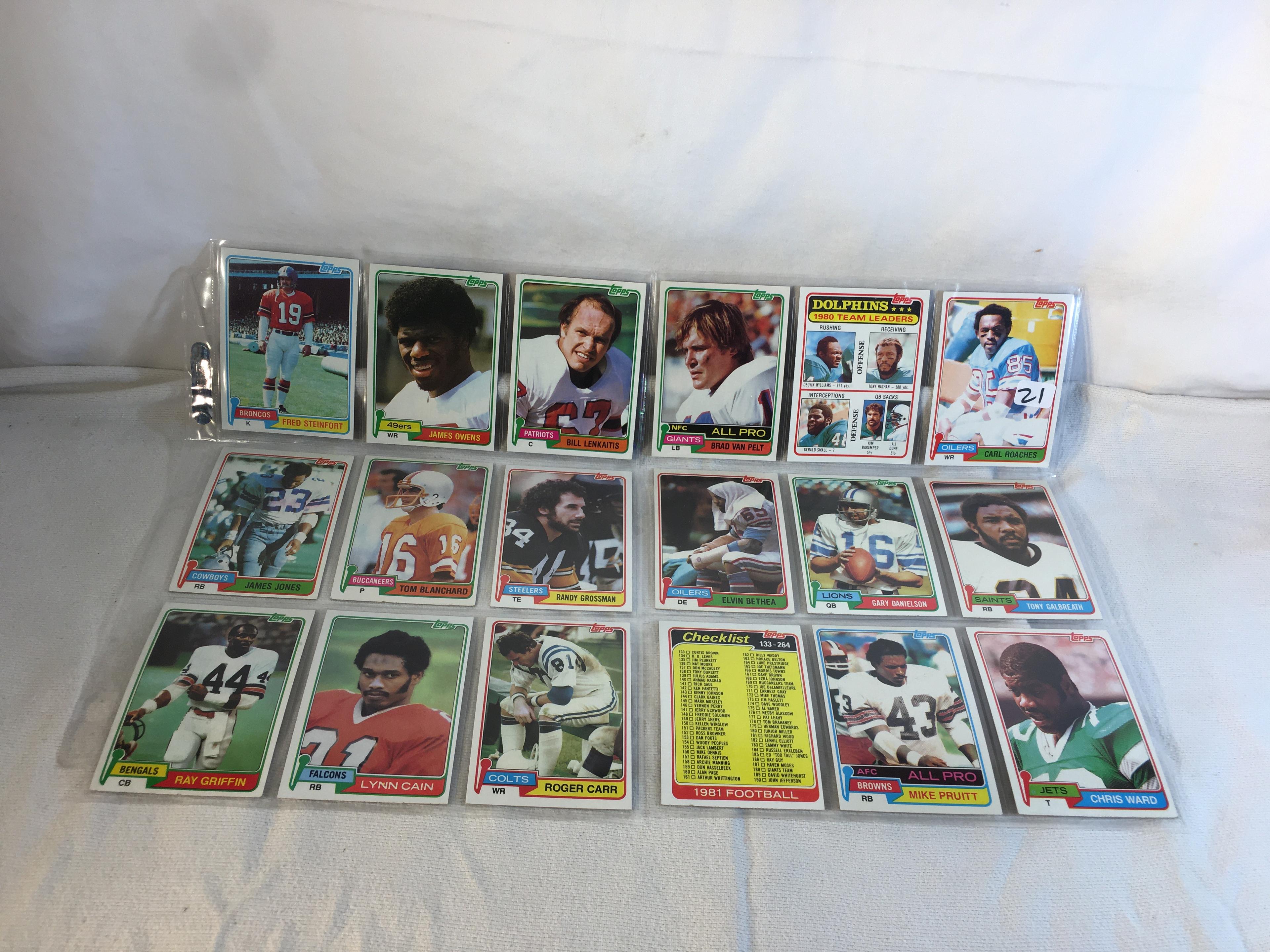 Lot of 18 Pcs Collector Vintage  NFL Football Sport Trading Assorted Cards & Players - See Photos