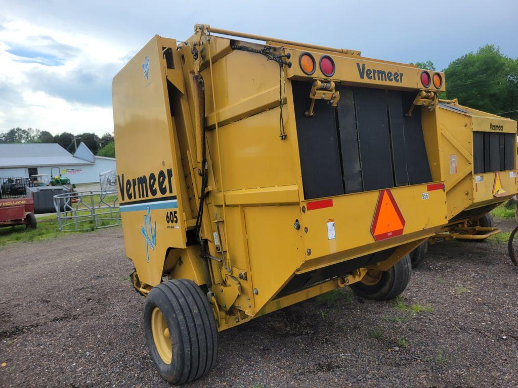 VERMEER 605 XL ROUND BALER, NO MONITOR