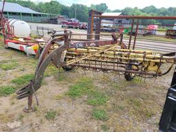 NEW HOLLAND ROLABAR HAY RAKE