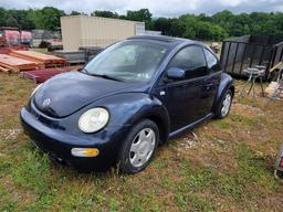 2000 VOLKSWAGON BEATLE, CRANKS BUT NEEDS ELECTRIC FANS, 5 SPEED, TITLE DELAY, 183,182 MILES SHOWING,