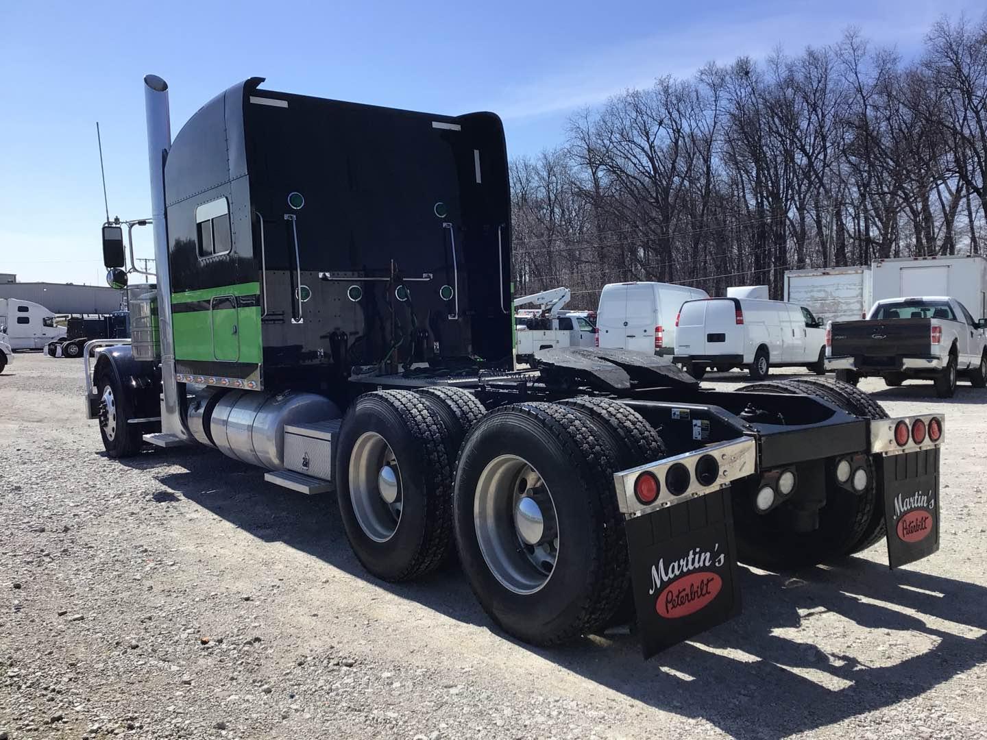 2018 PETERBILT 389 Serial Number: 1XPXDP9X8JD476422