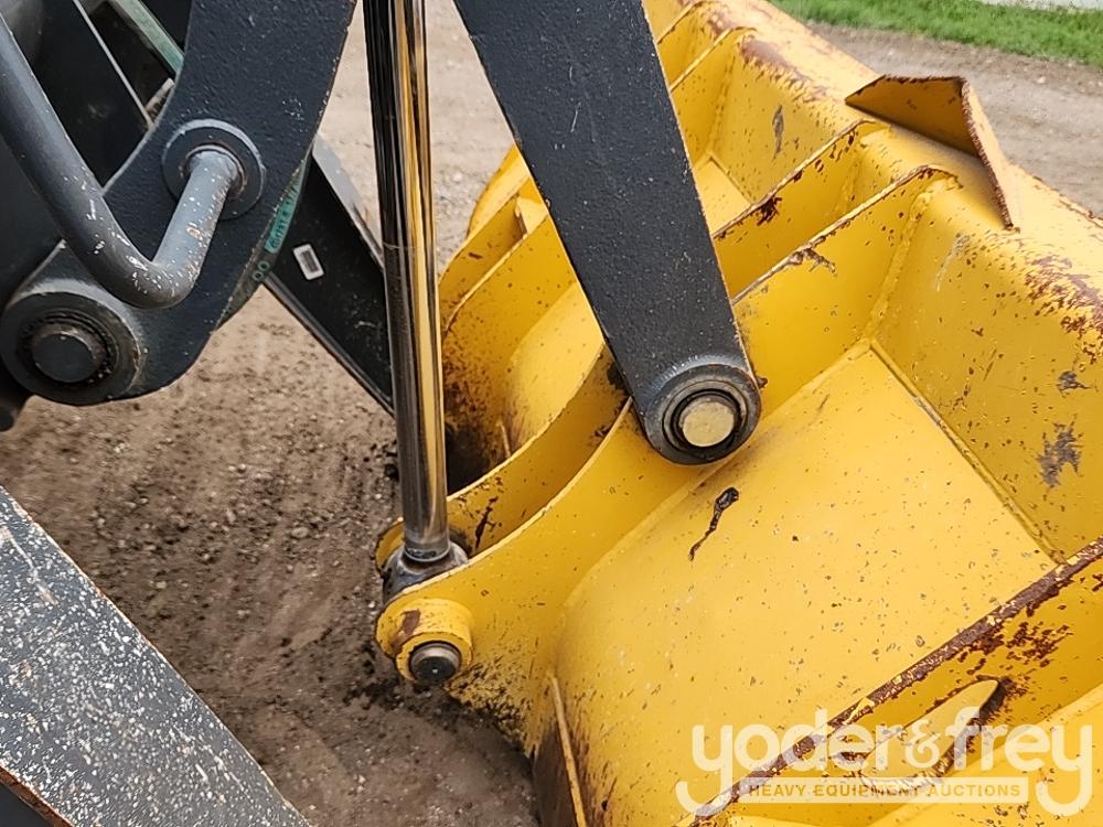 2019 John Deere 310L