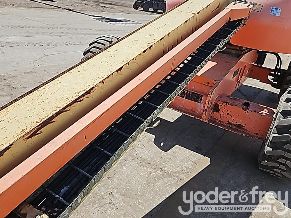 2012 JLG 400S