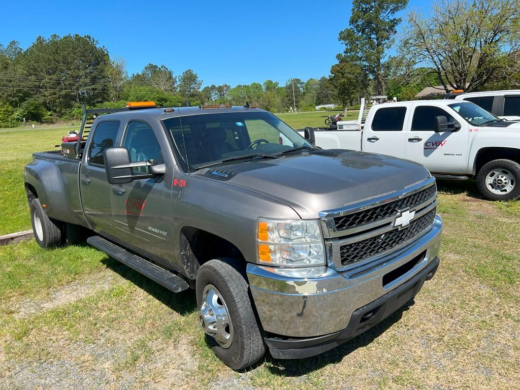 2013 CHEVROLET SILVERADO 3500 HD TRUCK, 355,340 Miles,  CREW CAB, 4X4, DURA