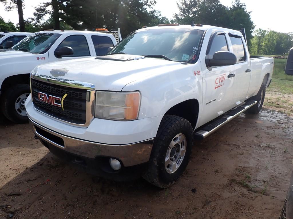 2013 GMC 2500 HD TRUCK, Approx 268,000 Miles,  CREW CAB, 2WD, 6.0L GAS, S#