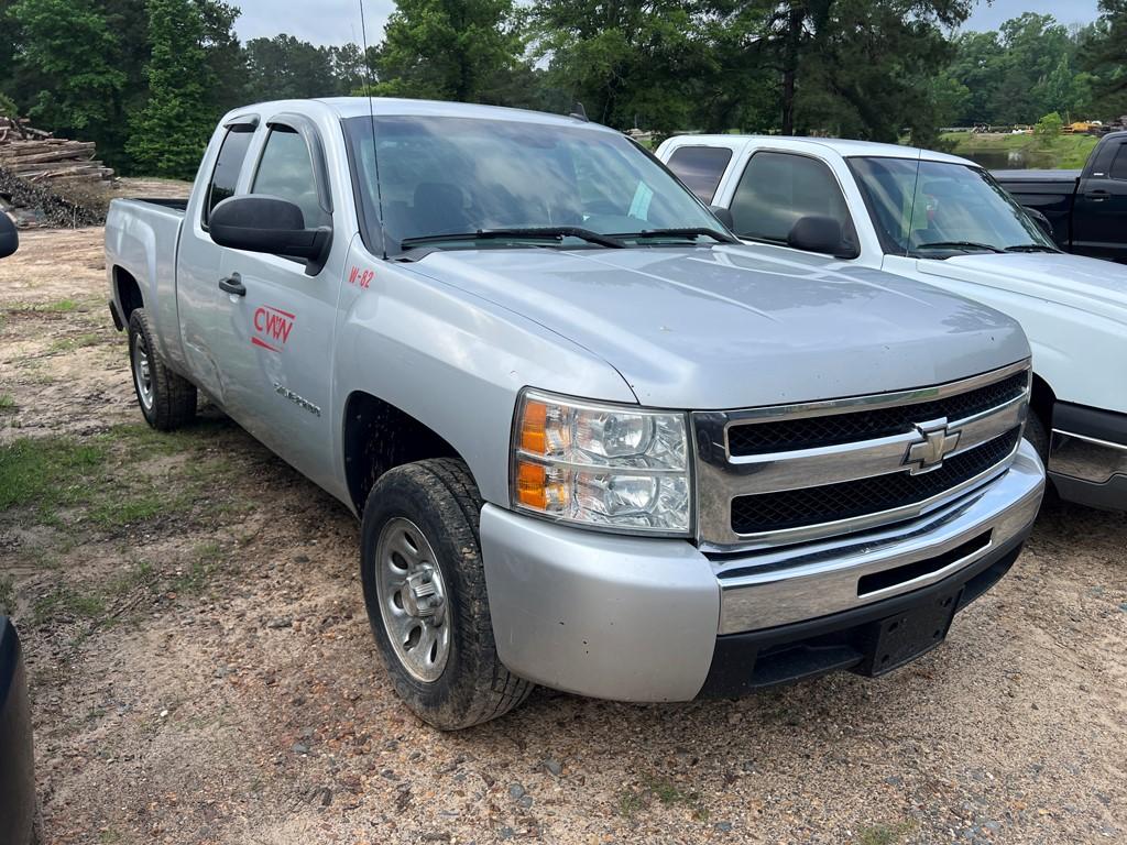 2011 CHEVROLET 1500 TRUCK, 408,211 Miles,  EXT CAB, 2WD, 4.8L GAS, S# 1GCRC