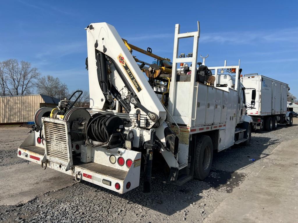 2016 FREIGHTLINER 108SD WELDING TRUCK, 124,925 Miles,  CUMMINS 300, 10 SPEE