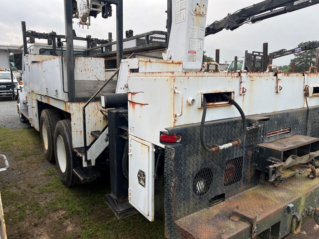 2000 FREIGHTLINER BRIDGE TRUCK, 42,543 miles,  HYRAIL S# 1FVXJJBB7YHF23682