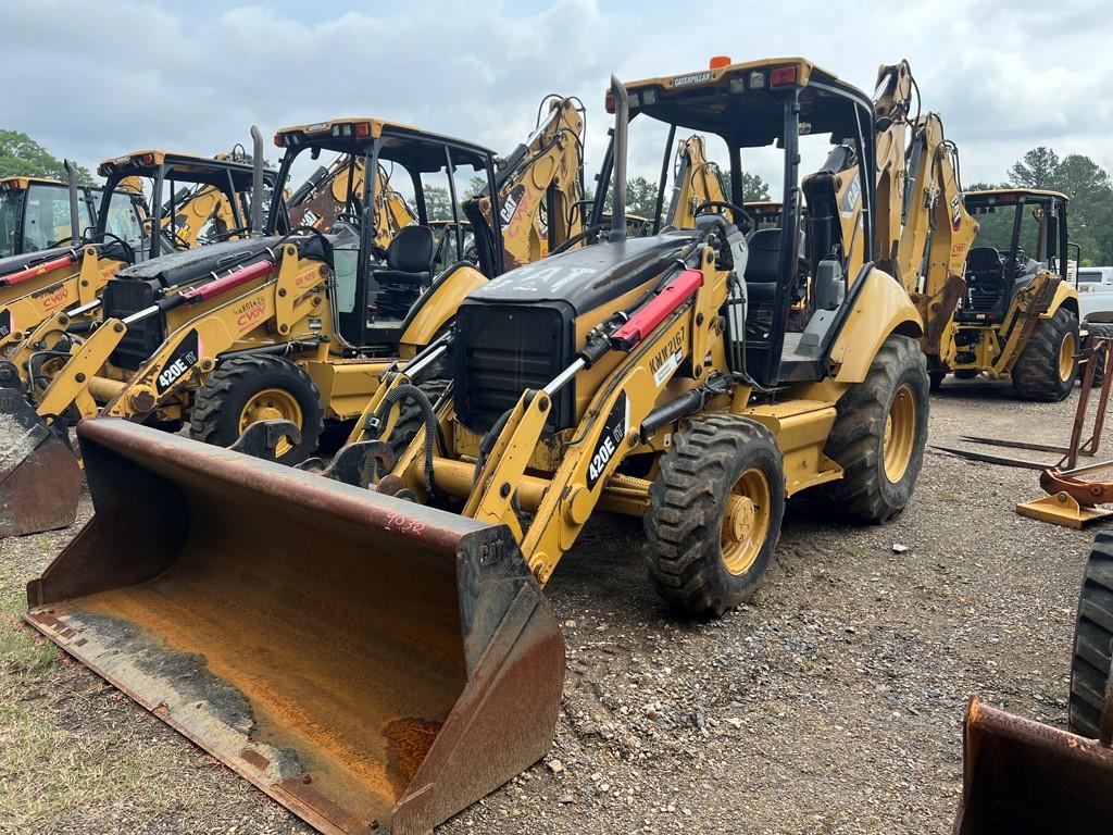 2007 CATERPILLAR 420E BACKHOE, 7,846 Hrs,  OPEN ROPS, 4X4, QUICK CONNECT GP