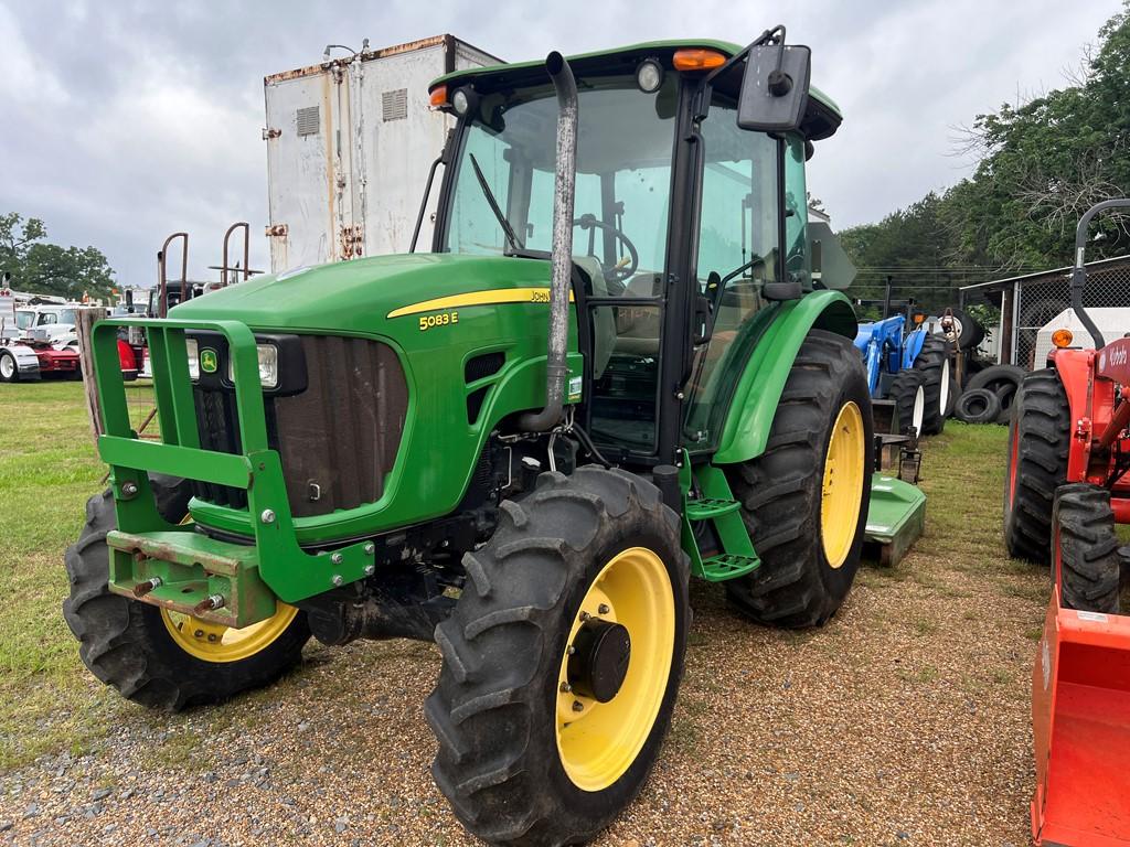 2013 JOHN DEERE 5083E WHEEL TRACTOR, 537 Hours,  CAB,AC, 4X4,  HERCULES 7' R